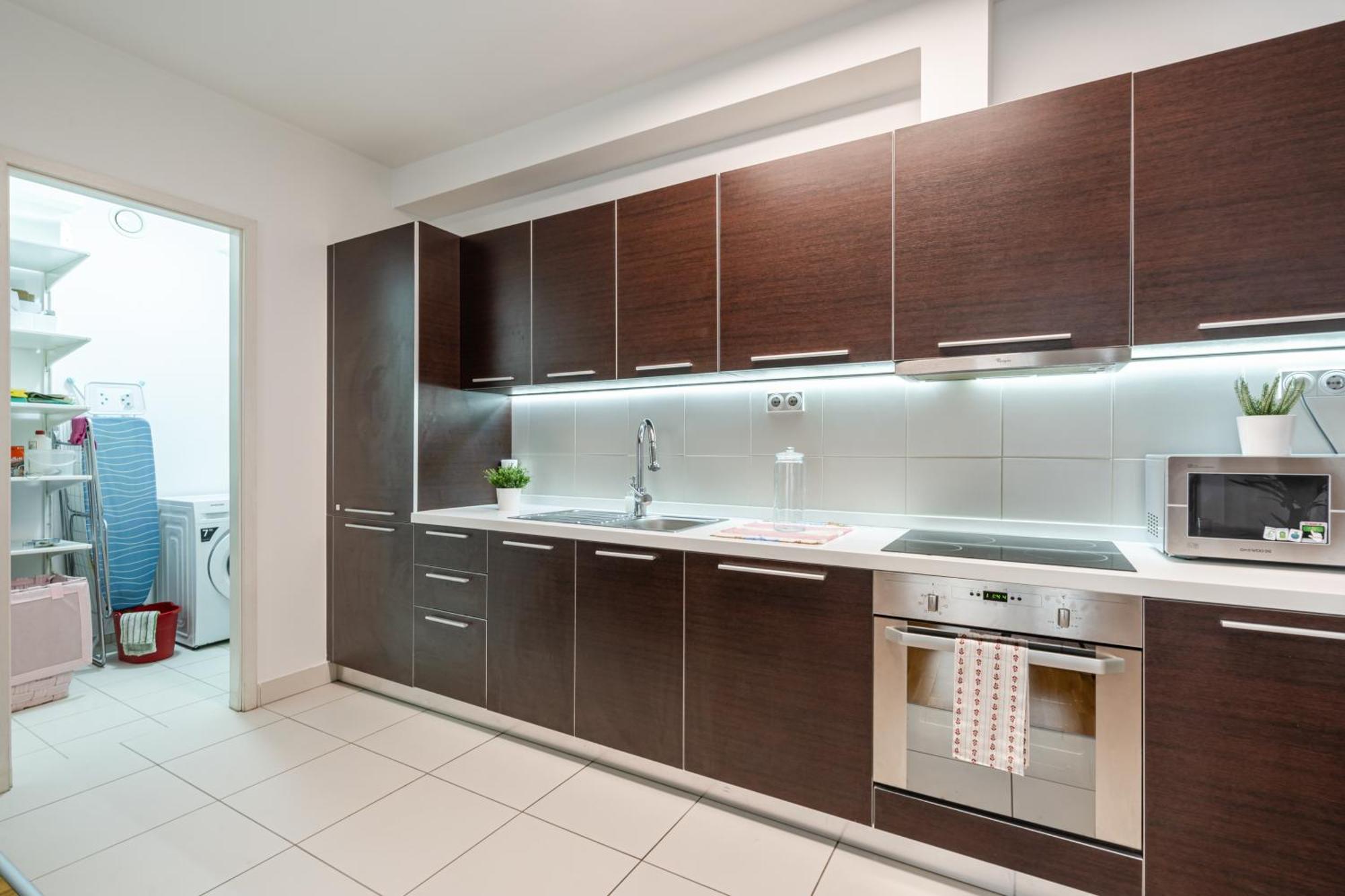 Home Of Serenity - 2 Bdr, Free Parking And Terrace 부다페스트 외부 사진
