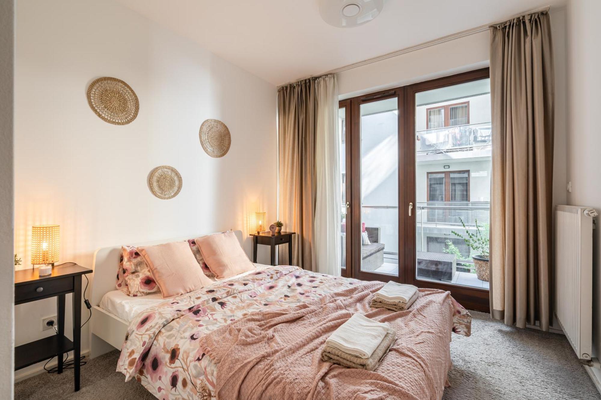 Home Of Serenity - 2 Bdr, Free Parking And Terrace 부다페스트 외부 사진